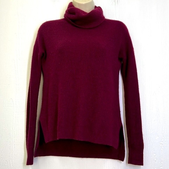 Madewell - Burgundy Ribbed High And Low Slit Turtleneck Sweater Size XS - Picture 3 of 10